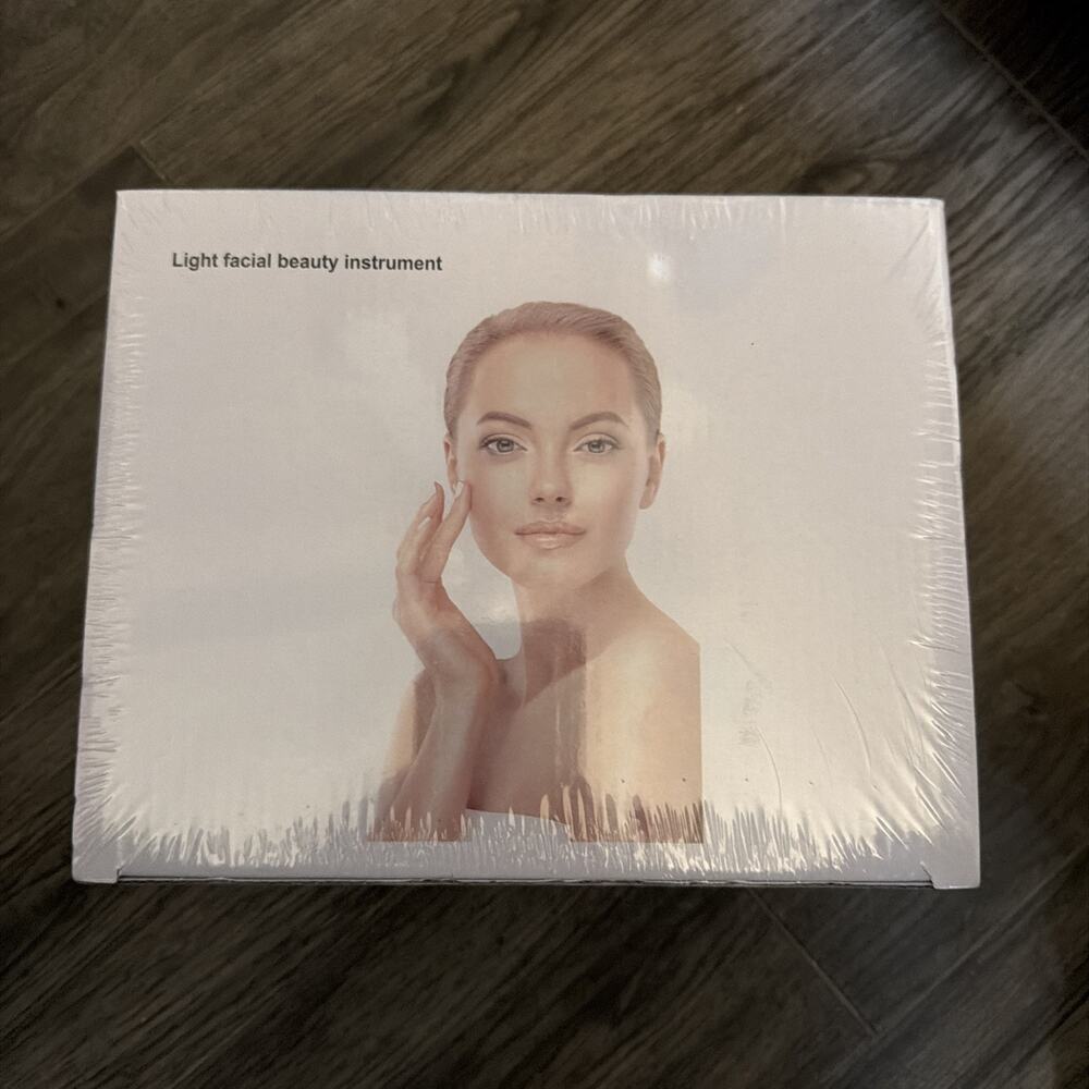 Red Light Facial Beauty Therapy Instrument Skin Care Device NWT Sealed